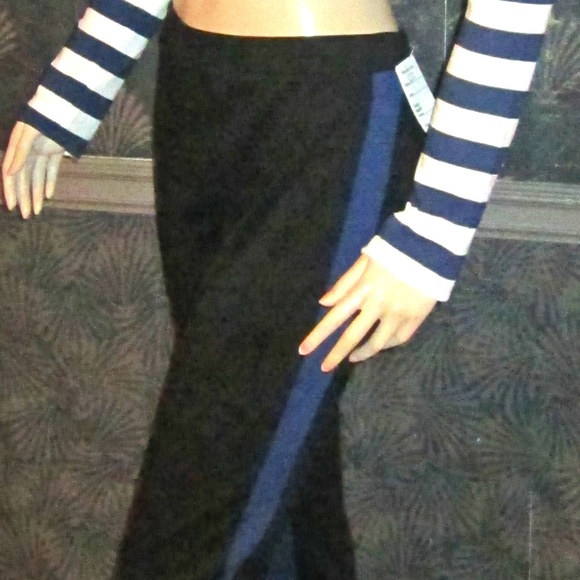 Victoria's Secret Black Ponte Tuxedo Leggings L - Picture 4 of 4